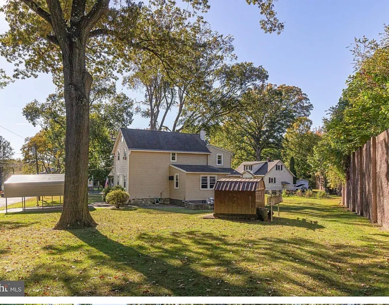 Building Photo - 244 Baptiste Ave