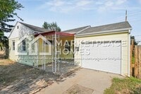 Building Photo - 3610 Oneida St