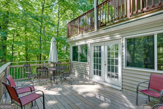 Building Photo - 46 Dunwoody Springs Dr
