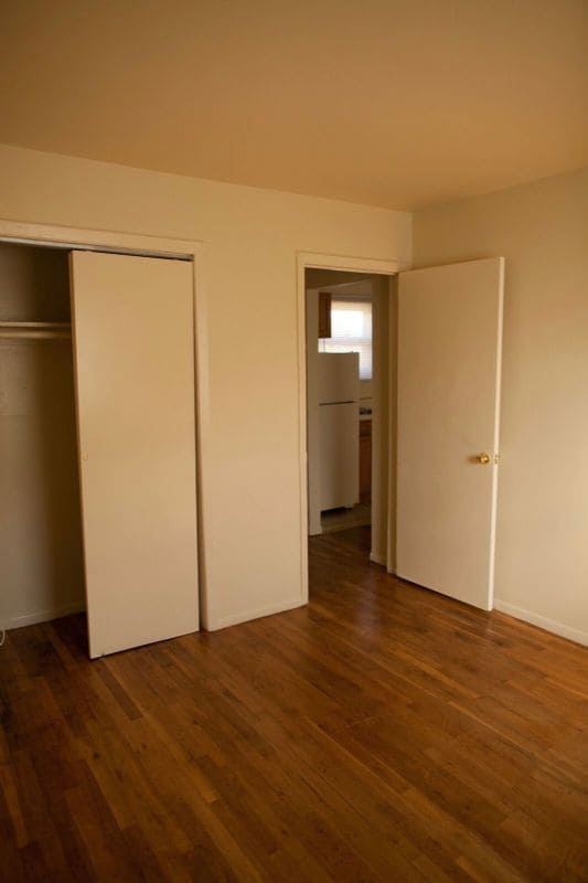 Building Photo - Buena Vista