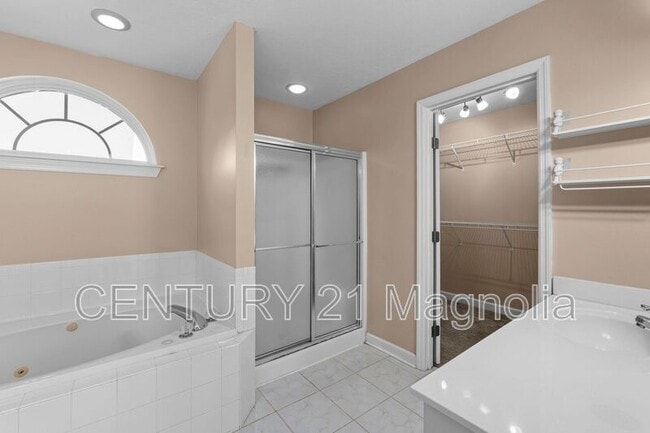 Building Photo - 832 Prairie Ln