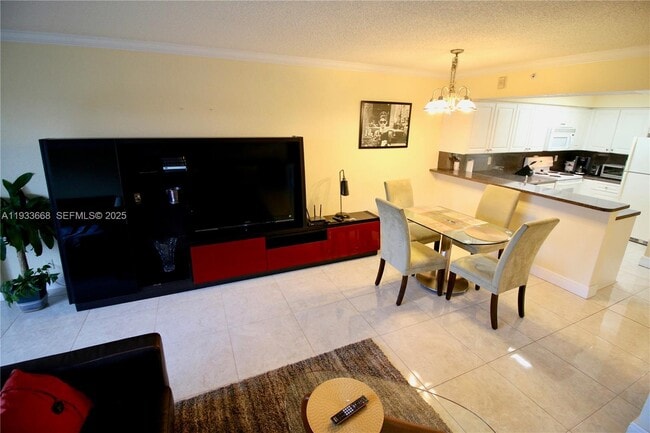 Building Photo - 2501 S Ocean Dr