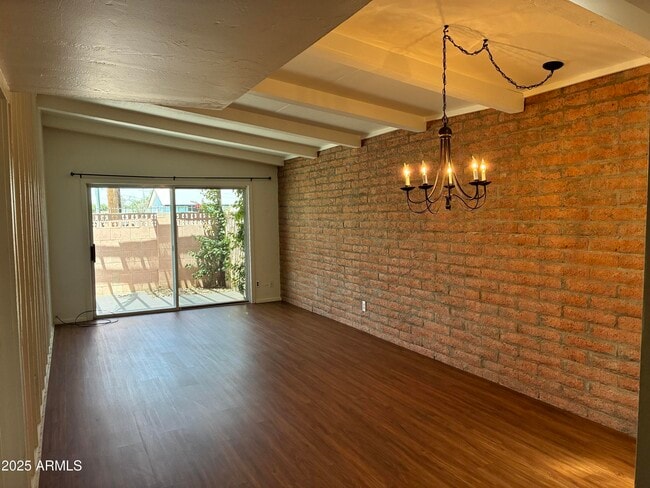 Building Photo - 3066 N 32nd St