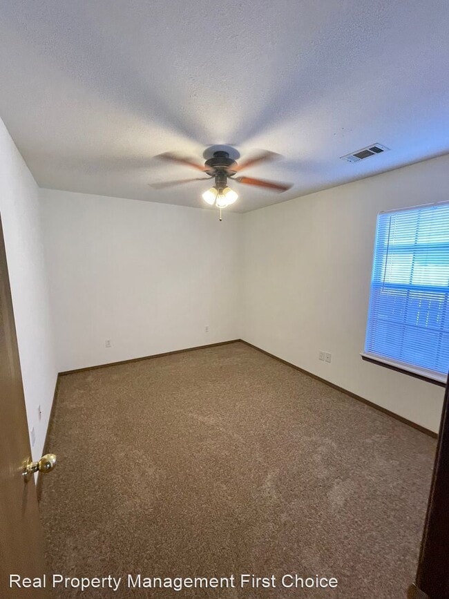 Building Photo - 3 br, 2 bath House - 1200 Fianna Place Court