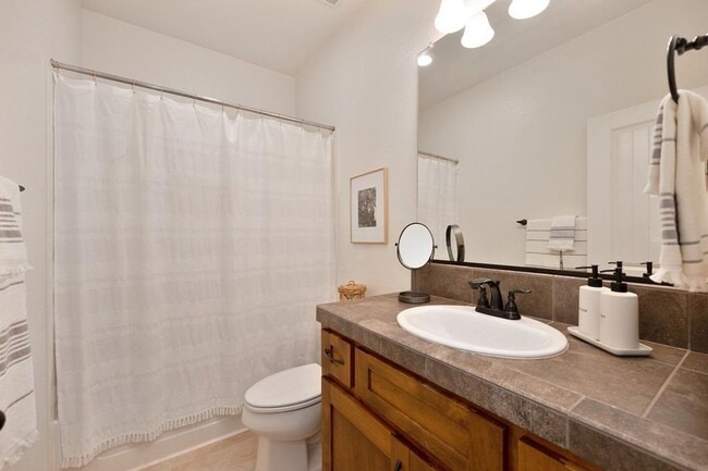 Building Photo - 3 Bedroom Home in Whitney Ranch