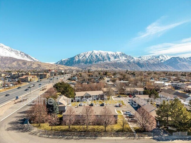 Building Photo - 754 N 1060 W