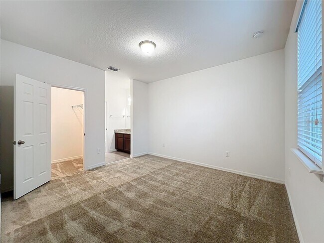 Building Photo - 12821 Westside Vlg Lp