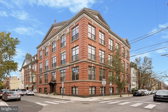 Building Photo - 246 Fitzwater St