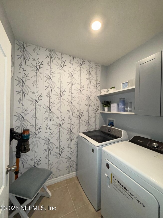 Building Photo - 605 Park Pl Blvd