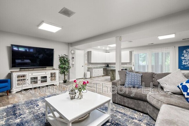 Building Photo - 7713 Arrowood Ct