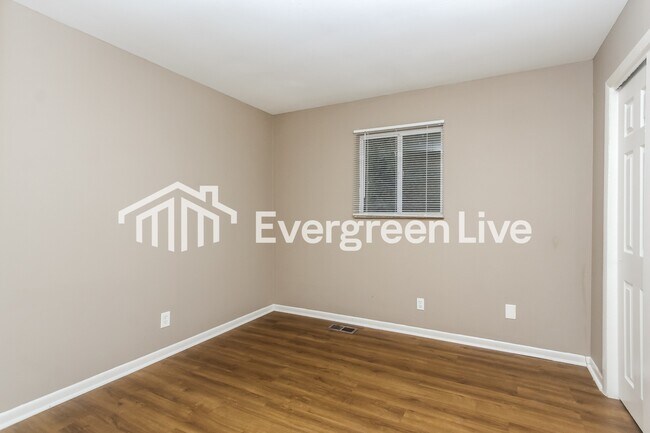 Building Photo - 9701 Ellist Ct