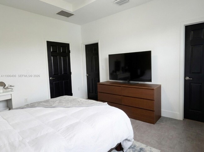 Building Photo - 8869 W 35th Ave