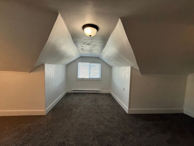 Building Photo - 3 Bed 1.5 Bath Pet Friendly Home in Monroe