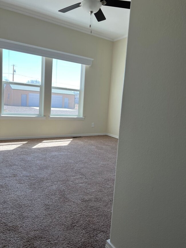Building Photo - HCB-1116 &amp; 1118 Alamosa Avenue