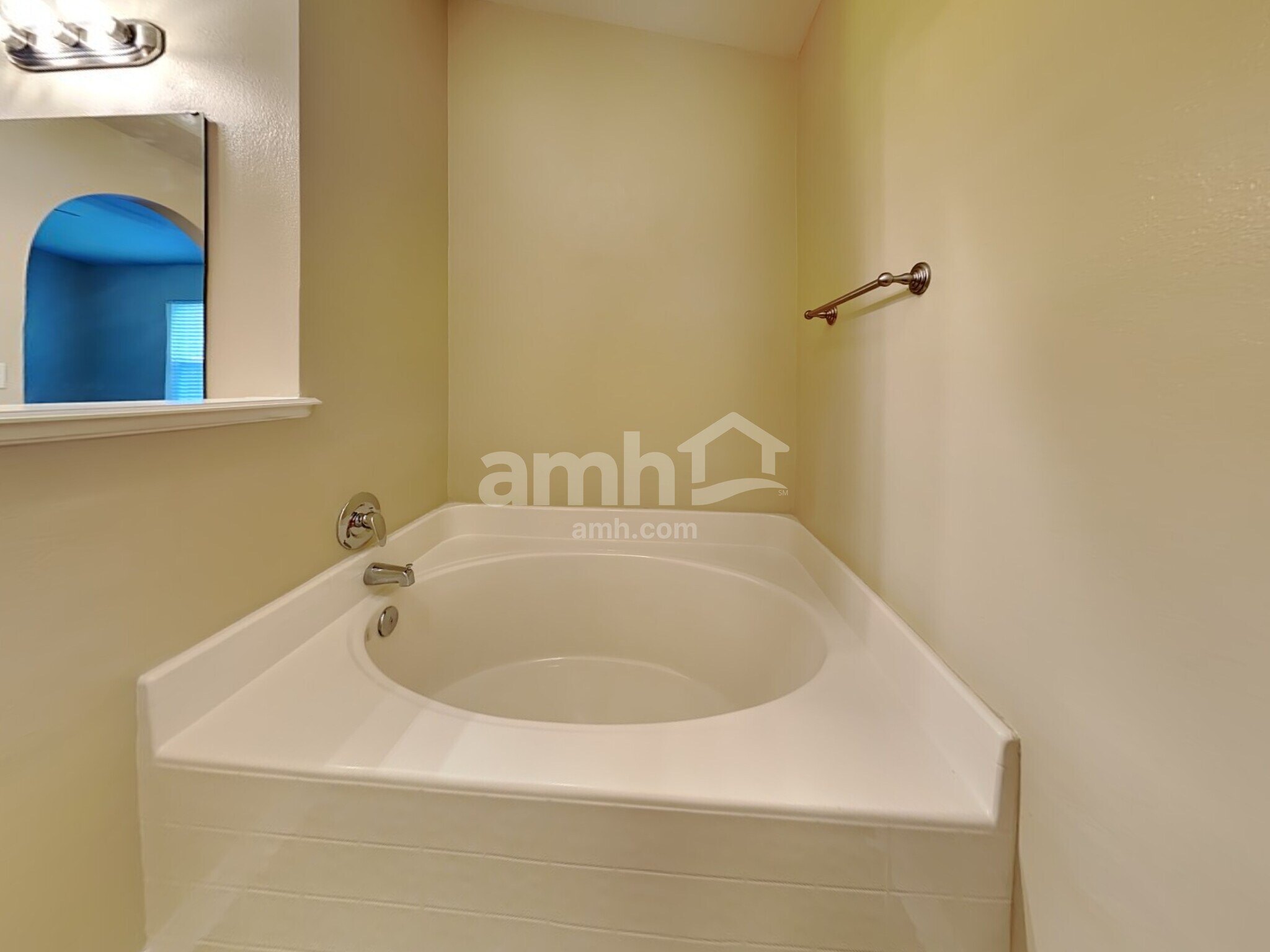 Building Photo - 1844 Saga Ct