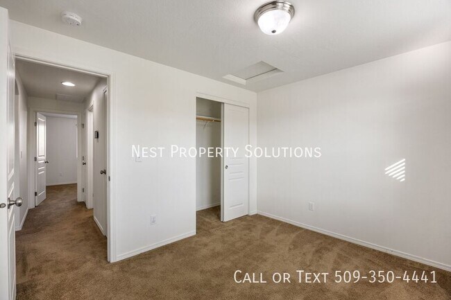 Building Photo - 814 S Wilder St