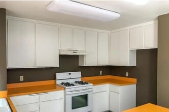 Building Photo - 2240 India St