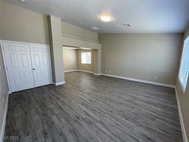 Building Photo - 8050 Villa Avada Ct