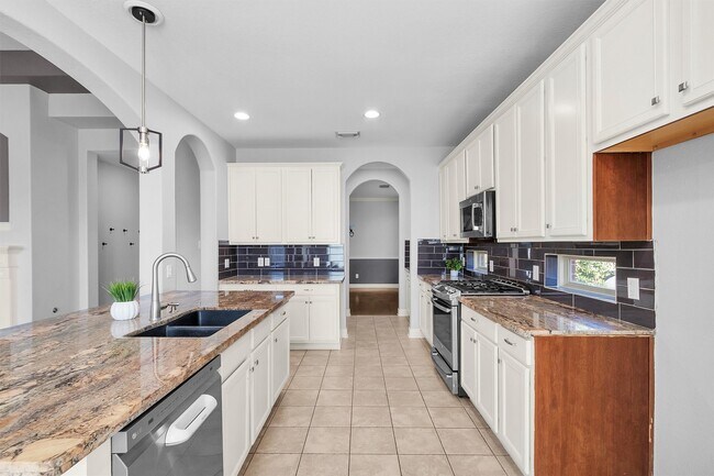 Building Photo - 30515 Mystic Canyon Dr