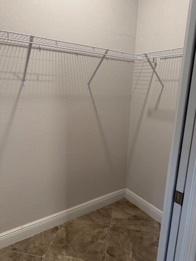 Building Photo - 356 Hermosa Ave