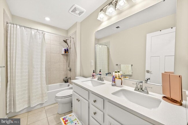 Building Photo - 167 Aspen Ln