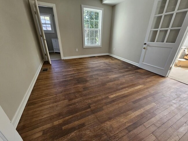 Building Photo - 1120 Morningside Dr