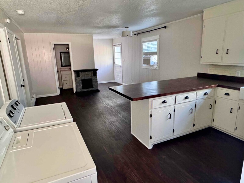 Building Photo - 3090 Brandon Rd