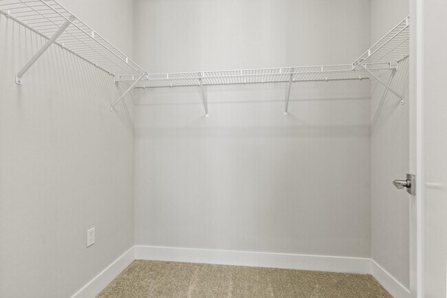 Building Photo - 10033 Stockrun Dr