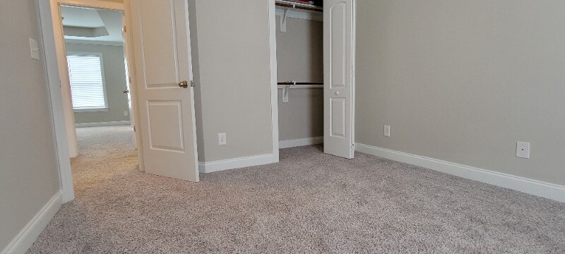 Building Photo - 329 Lafollette Dr