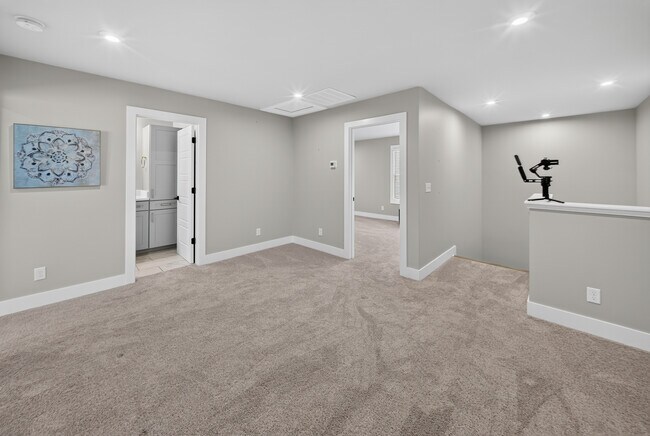 Building Photo - 1864 Celebration Cir