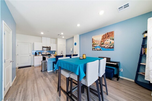 Building Photo - 495 Blue Ridge Cove Ct