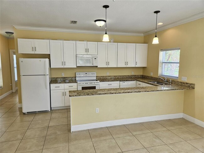 Building Photo - 601 Sandy Nook St