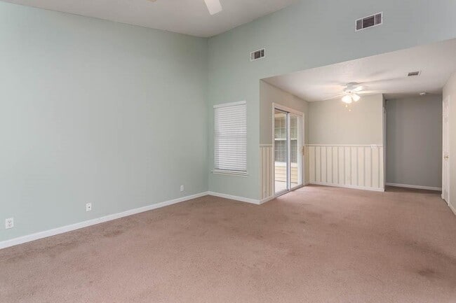 Building Photo - 503 Loggerhead Ln