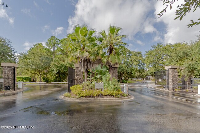 Building Photo - 13364 Beach Blvd
