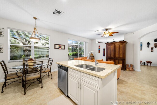 Building Photo - 5106 Heron Ct