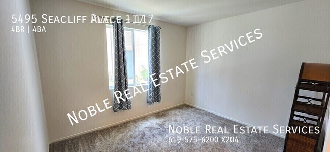 Building Photo - 5495 Seacliff Pl