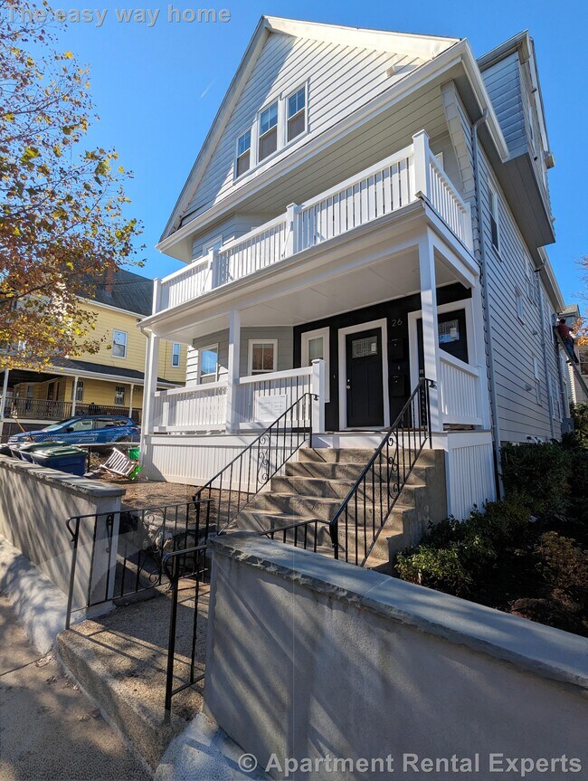 Building Photo - 74 Heath St