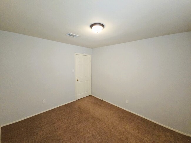 Building Photo - 5611 Caldicote St