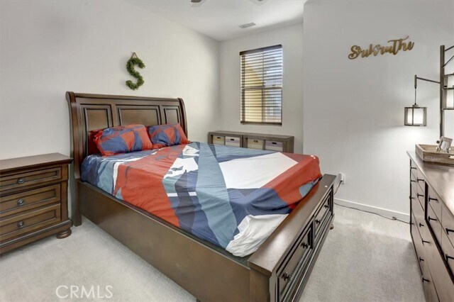 Building Photo - 13 Savannah