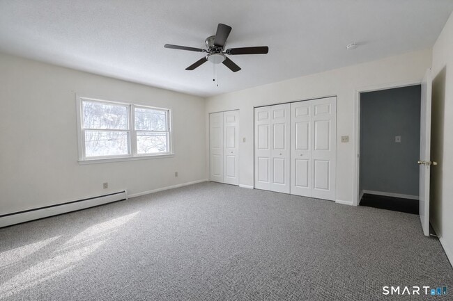 Building Photo - 230 N Main St