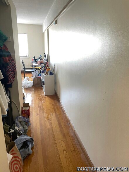 Building Photo - 1110 Commonwealth Ave