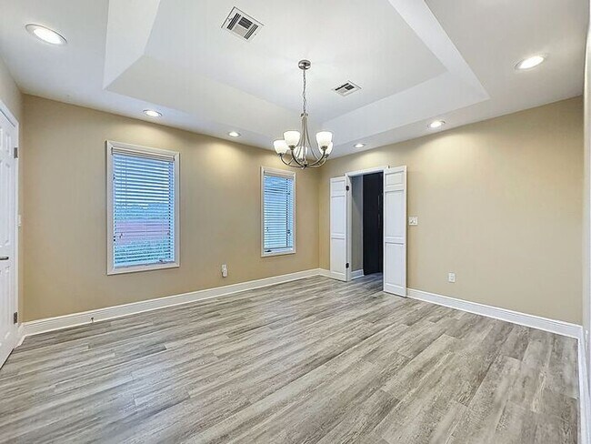 Building Photo - Exquisite Lake County Home with Lake Harris Views