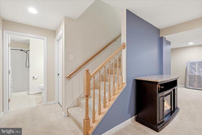 Building Photo - 10545 Turning Grass Way