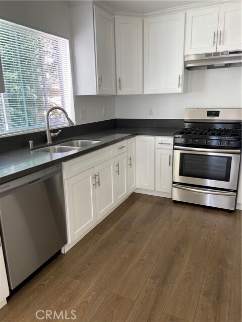 Building Photo - 11516 Emelita St