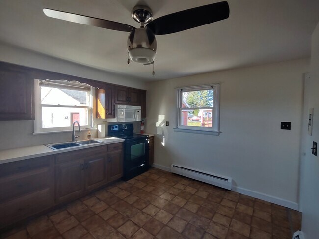 Building Photo - 603 Walnut St