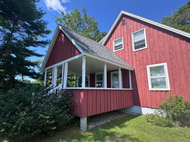 Building Photo - 2BR WATERFRONT OASIS RETREAT Webb Field Rd