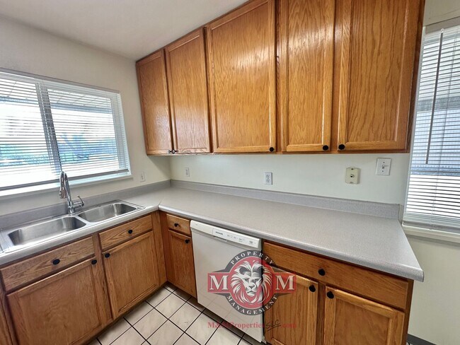 Building Photo - 2332 W 6200 S