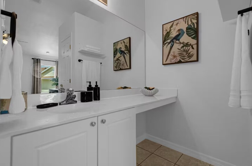 Master Bathroom - 8840 Grand Palms Cir