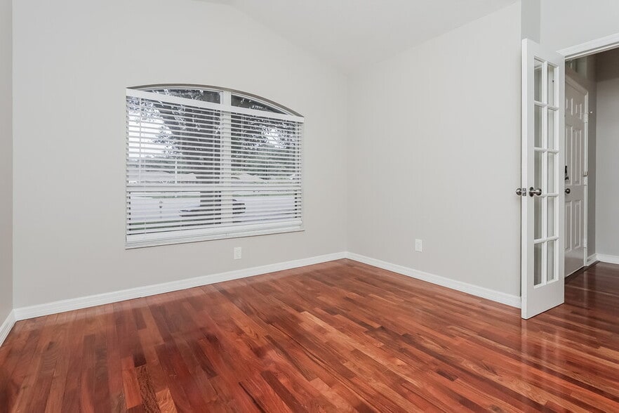 Building Photo - 4703 Bear Claw Ct