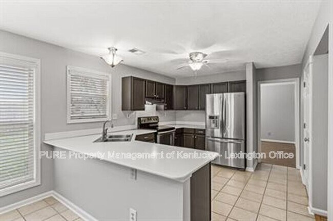 Building Photo - 872 Burkewood Dr